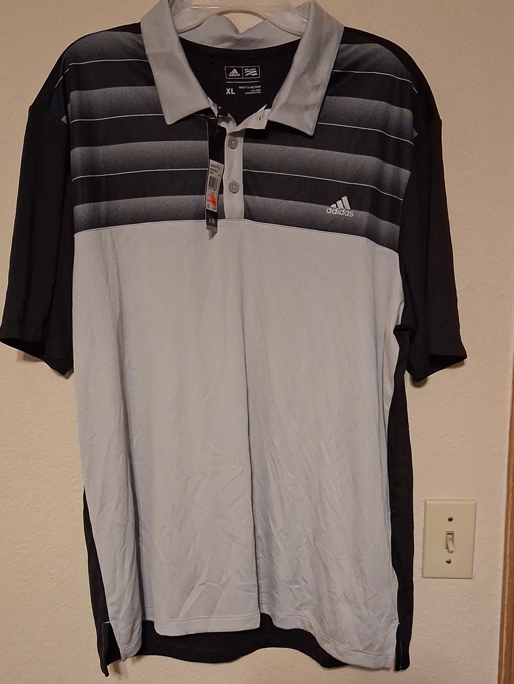 BNWT MENS ADIDAS ADVANTAGE Black and Gray Striped Polo Golf Shirt Size XL